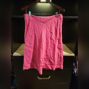 Womens size 8 pink knee length skirt